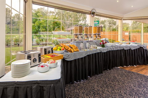Best Western Plus Hovell Tree Inn - Sunshine Coast Tourism 10