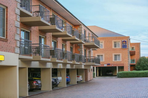 Best Western Plus Hovell Tree Inn - Sunshine Coast Tourism 1