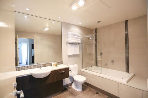 Best Western Plus Hovell Tree Inn - Sunshine Coast Tourism 21