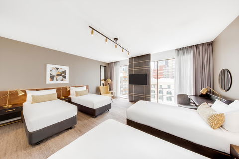 Vibe Hotel Sydney - Sunshine Coast Tourism 19