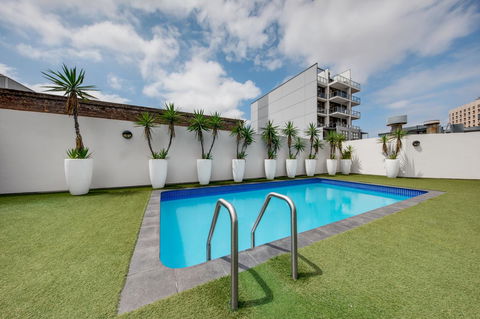 Vibe Hotel Sydney - Sunshine Coast Tourism 6