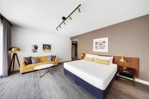 Vibe Hotel Sydney - Sunshine Coast Tourism 4