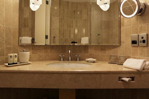 Sofitel Sydney Wentworth - Sunshine Coast Tourism 9