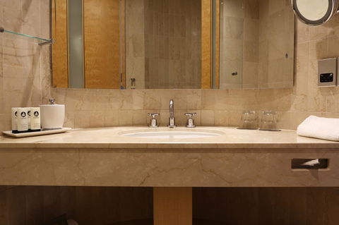 Sofitel Sydney Wentworth - Sunshine Coast Tourism 16
