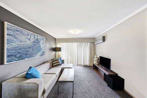 Adina Apartment Hotel Sydney Surry Hills - Holiday Sunshine Coast 7