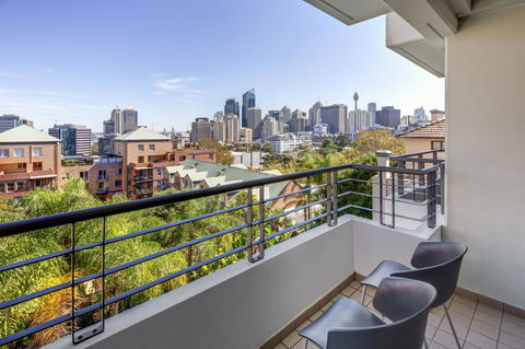 Adina Apartment Hotel Sydney Surry Hills - Holiday Sunshine Coast 2