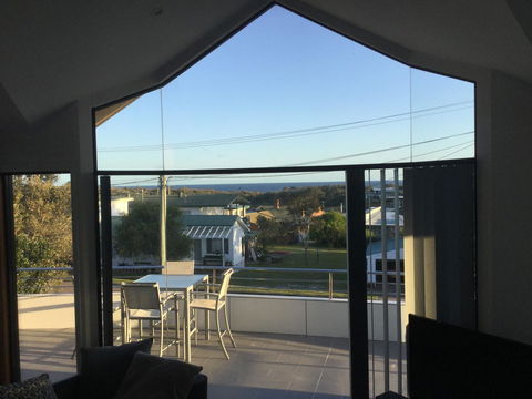 The Boat House - Sunshine Coast Tourism 21