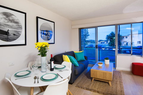 Waterview Beach Apartment - Sunshine Coast Tourism 2