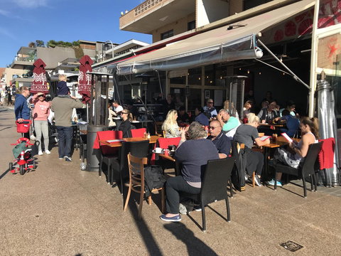 Waterview Beach Apartment - Sunshine Coast Tourism 17