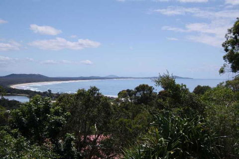 Coastwatch, 26 Comara Terrace - Sunshine Coast Tourism 0