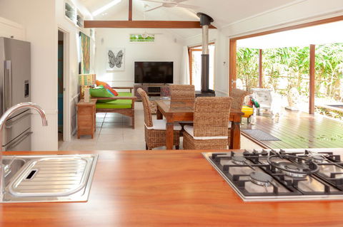 Sanctuary In The Pocket - Holiday Sunshine Coast 21
