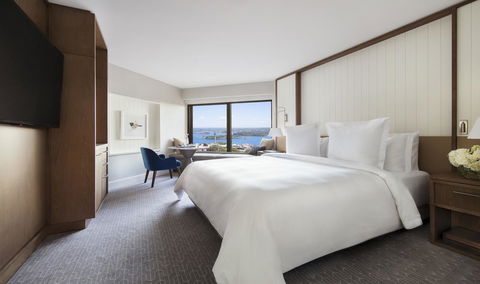 Four Seasons Hotel Sydney - Sunshine Coast Tourism 15