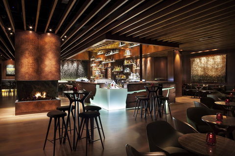 Four Seasons Hotel Sydney - Sunshine Coast Tourism 28