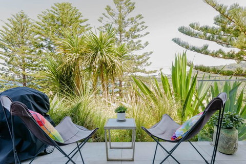 Scandi Beach Apartment - Holiday Sunshine Coast 6