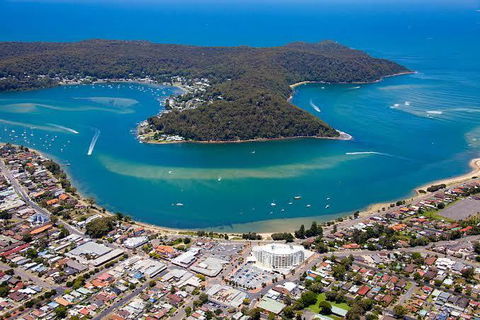 BookerBay Retreat! - Holiday Sunshine Coast 1