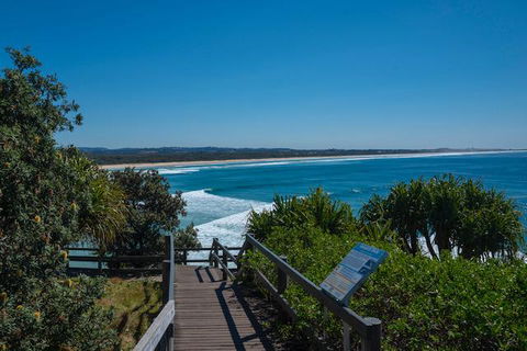 Hastings By The Sea - Sunshine Coast Tourism 0