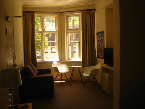 Hotel 59 Sydney - Sunshine Coast Tourism 4