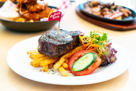 Horse And Jockey Hotel Homebush - Sunshine Coast Tourism 30