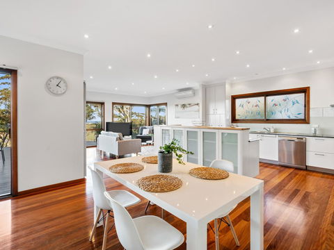 The Beach House Terrigal - Sunshine Coast Tourism 4