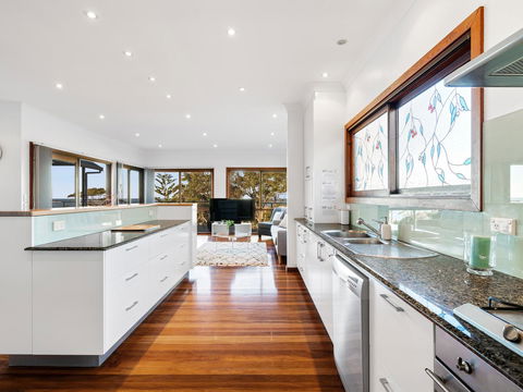 The Beach House Terrigal - Sunshine Coast Tourism 2