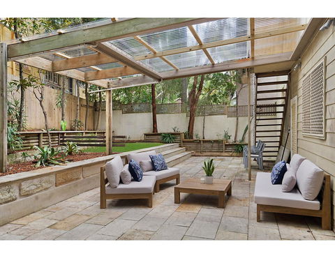 Huge Garden Apartment In The Heart Of Bondi Beach - Sunshine Coast Tourism 3