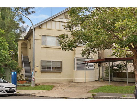 Huge Garden Apartment In The Heart Of Bondi Beach - Sunshine Coast Tourism 32