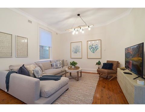 Huge Garden Apartment In The Heart Of Bondi Beach - Sunshine Coast Tourism 4