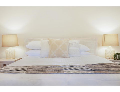 Huge Garden Apartment In The Heart Of Bondi Beach - Sunshine Coast Tourism 7