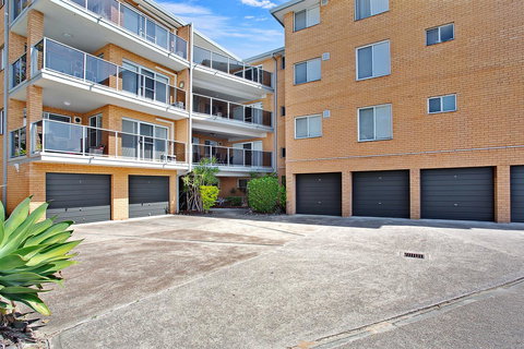 Victoria Parade, Kiah, Unit 10, 53 - Holiday Sunshine Coast 12
