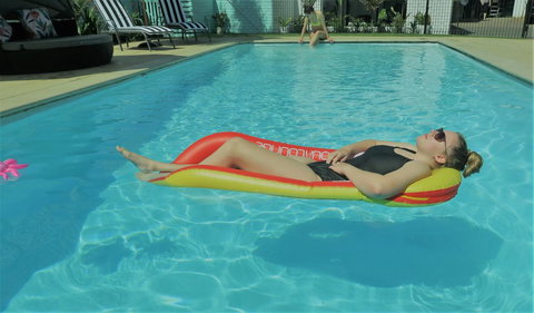 Mulwala Resort - Sunshine Coast Tourism 2