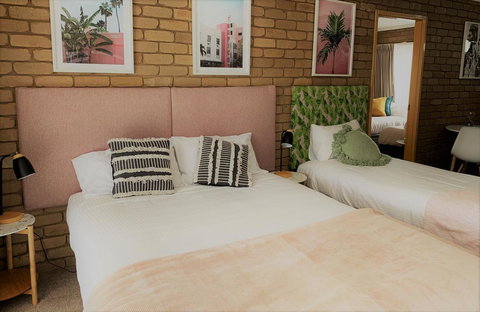 Mulwala Resort - Sunshine Coast Tourism 21