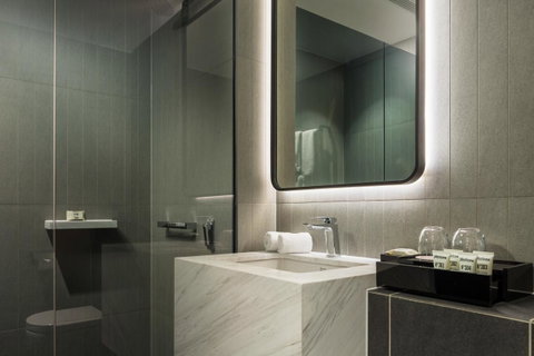West Hotel Sydney, Curio Collection By Hilton - Sunshine Coast Tourism 4
