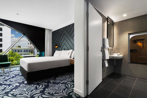 West Hotel Sydney, Curio Collection By Hilton - Sunshine Coast Tourism 6