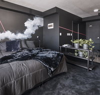 The Collectionist Newtown - Holiday Sunshine Coast