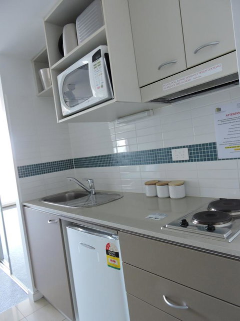 BASE Holidays - Ettalong Beach Premium Apartments - Holiday Sunshine Coast 21