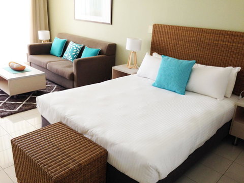 BASE Holidays - Ettalong Beach Premium Apartments - Holiday Sunshine Coast 38