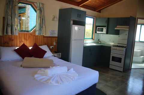 Lani\'s Holiday Island - Sunshine Coast Tourism 10