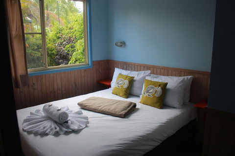 Lani\'s Holiday Island - Sunshine Coast Tourism 2
