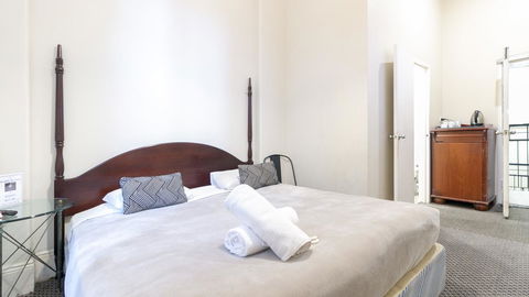 Woolbrokers Hotel - Sunshine Coast Tourism 5