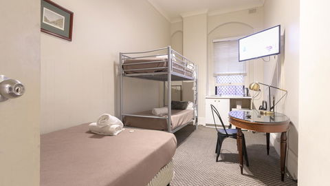 Woolbrokers Hotel - Sunshine Coast Tourism 4