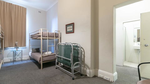 Woolbrokers Hotel - Sunshine Coast Tourism 9