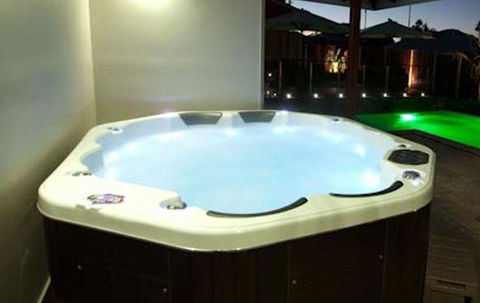 Aabi's At Byron - Holiday Sunshine Coast 14