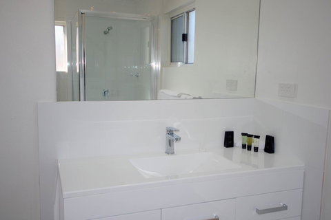 Quality Inn Ashby House Tamworth - Sunshine Coast Tourism 21