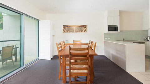 Pacific Blue, Salamander Bay - Sunshine Coast Tourism 29