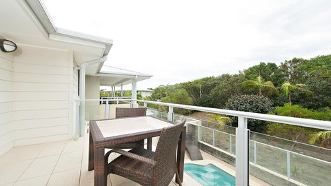 Pacific Blue, Salamander Bay - Sunshine Coast Tourism 19