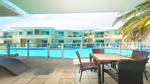 Pacific Blue, Salamander Bay - Sunshine Coast Tourism 11