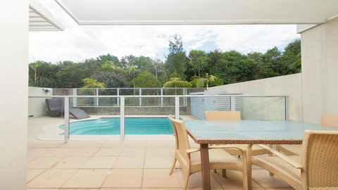 Pacific Blue, Salamander Bay - Sunshine Coast Tourism 26