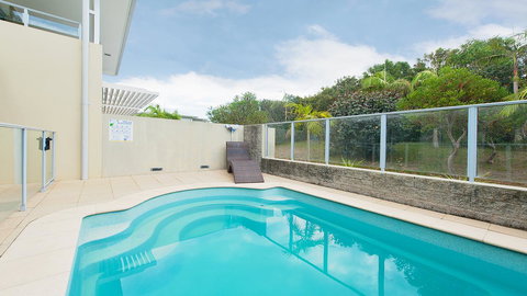 Pacific Blue, Salamander Bay - Sunshine Coast Tourism 25