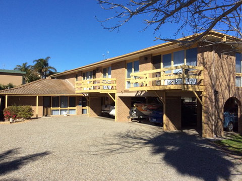 Como Lodge - Sunshine Coast Tourism 9