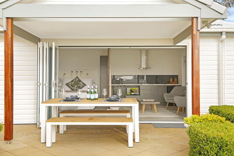 The Beach House North Wollongong - Holiday Sunshine Coast 6